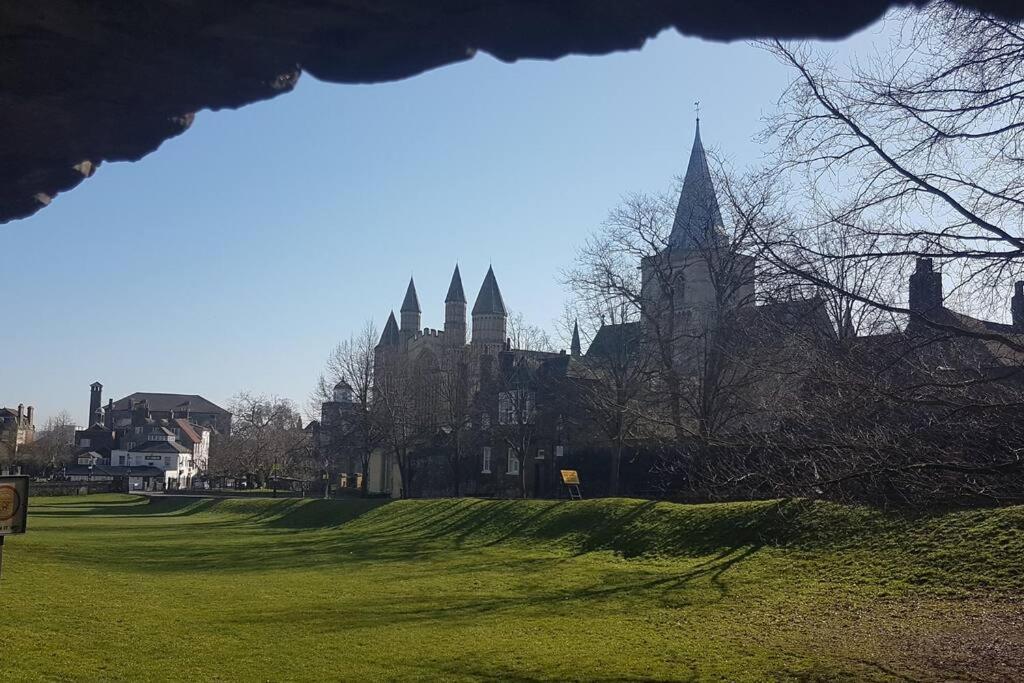 Beautiful Apartment In The Heart Of Rochester ローチェスター エクステリア 写真