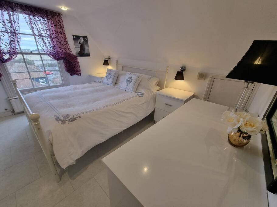 Beautiful Apartment In The Heart Of Rochester ローチェスター エクステリア 写真