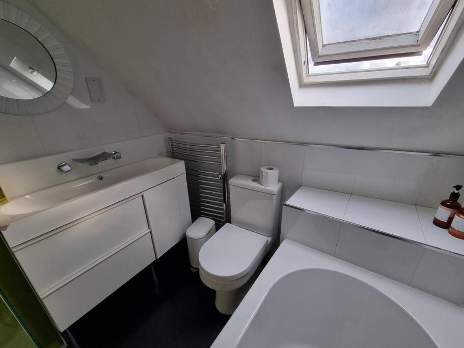 Beautiful Apartment In The Heart Of Rochester ローチェスター エクステリア 写真