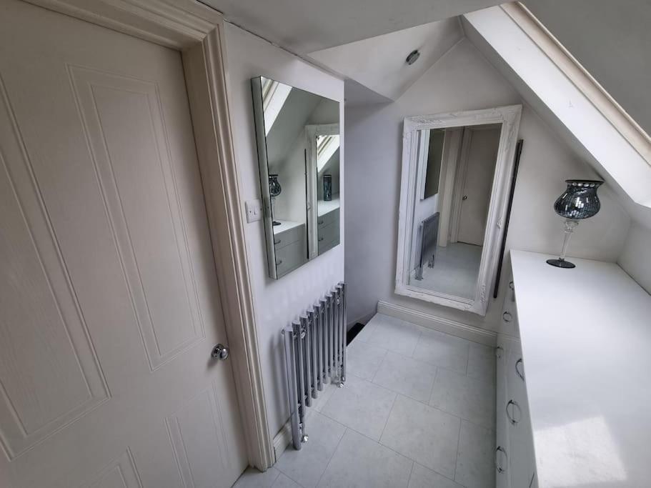 Beautiful Apartment In The Heart Of Rochester ローチェスター エクステリア 写真